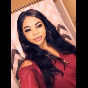 Meet your Posher, Keona